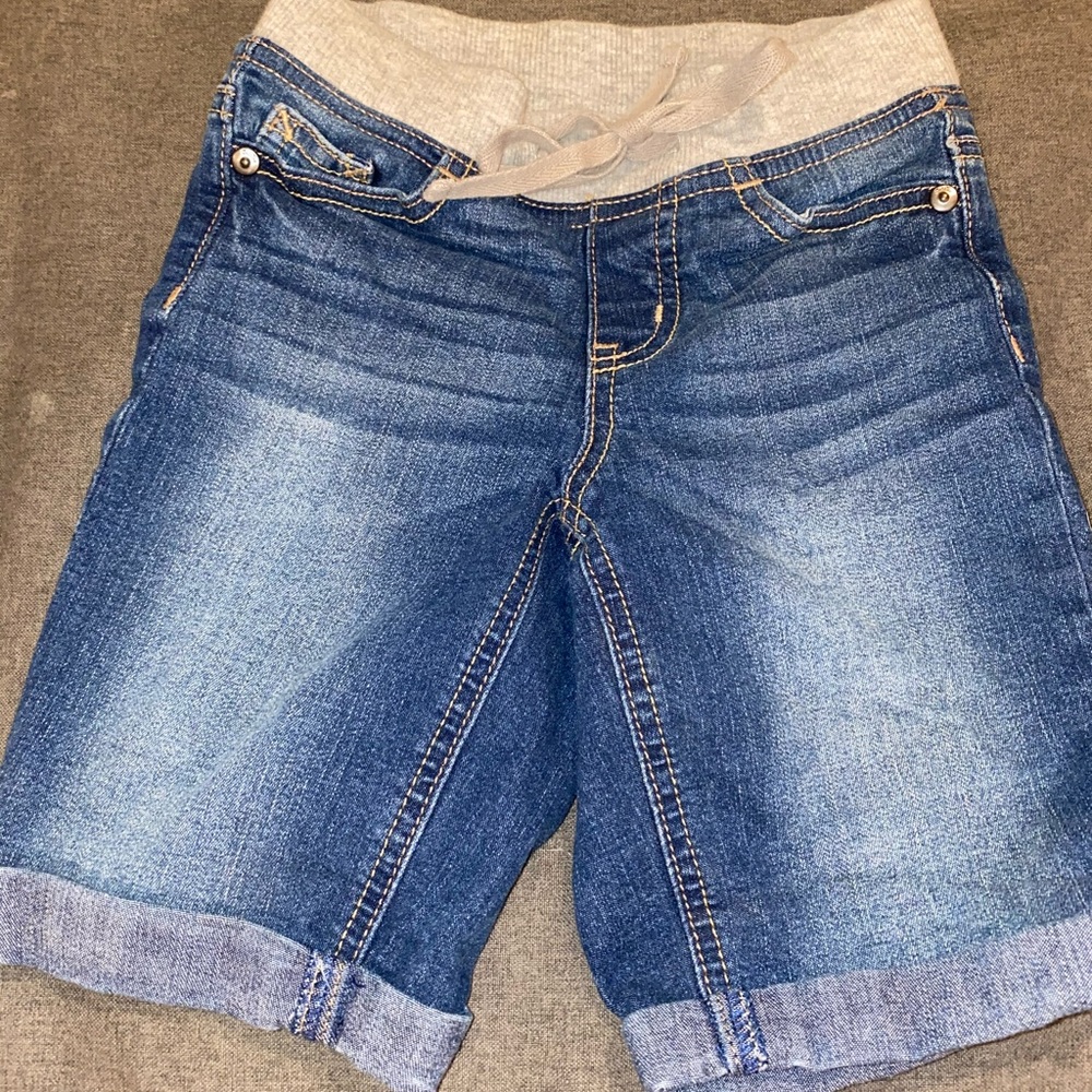 Justice Size 8 Slim denim shorts